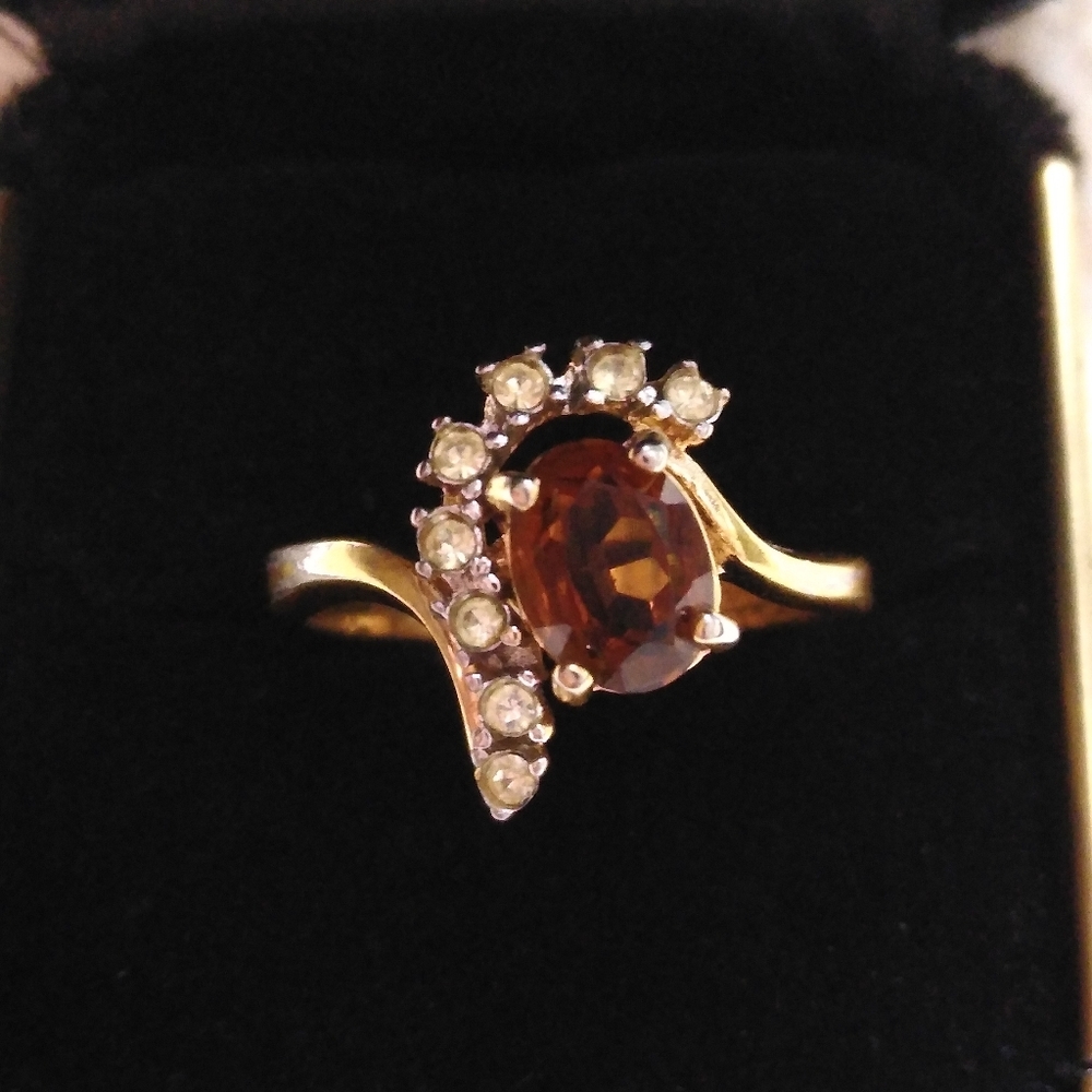 Cocktail ring